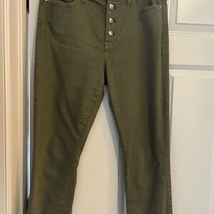 Tommy Hilfiger army green women’s pants. Size 10
